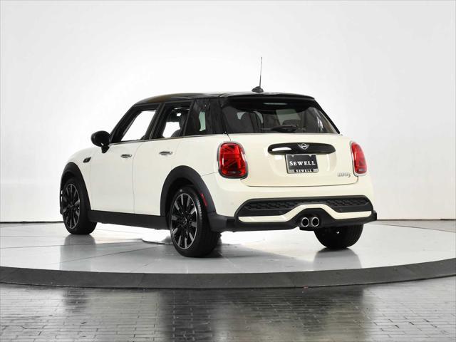 Photo of 2023 Pepper White MINI Hardtop