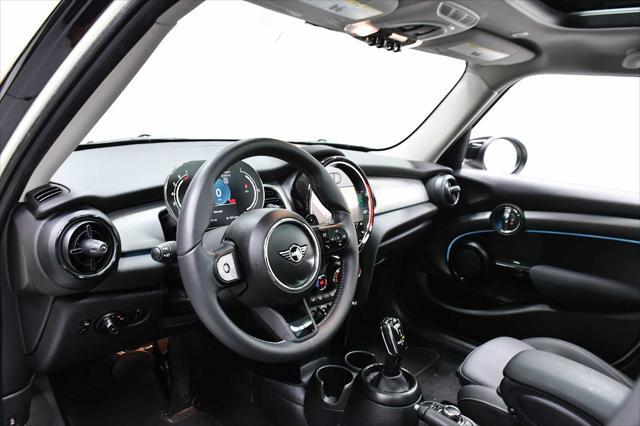 Photo of 2023 Pepper White MINI Hardtop