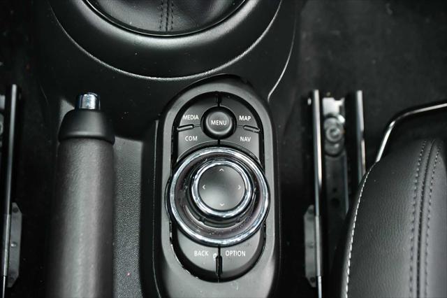 Photo of 2023 Pepper White MINI Hardtop
