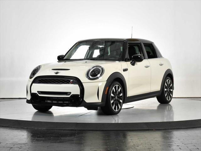 2023 MINI Hardtop
