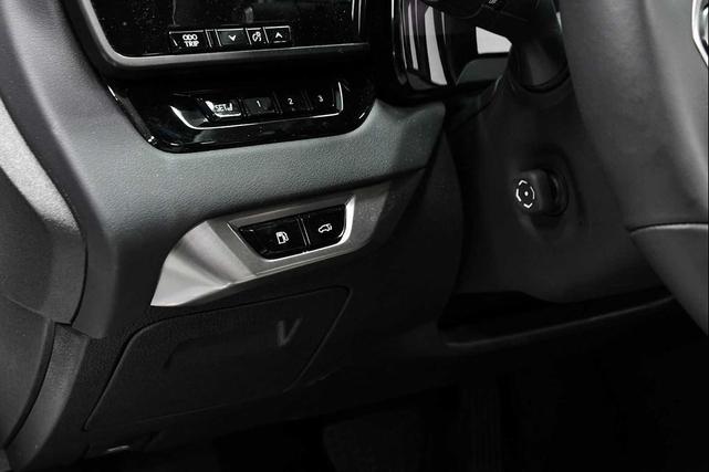 Photo of 2025 Eminent White Pearl Lexus RX 350