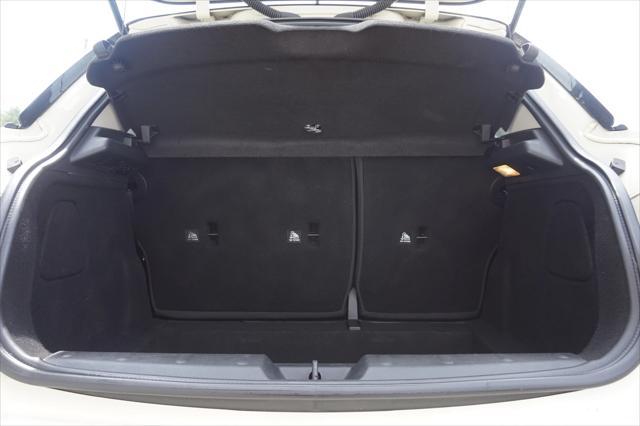 Photo of 2017 White MINI Hardtop
