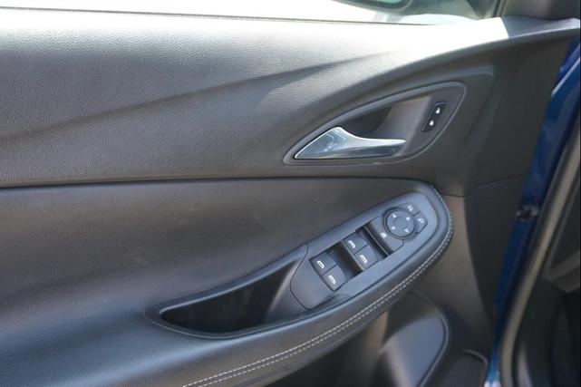 Photo of 2023 Sapphire Buick Encore GX