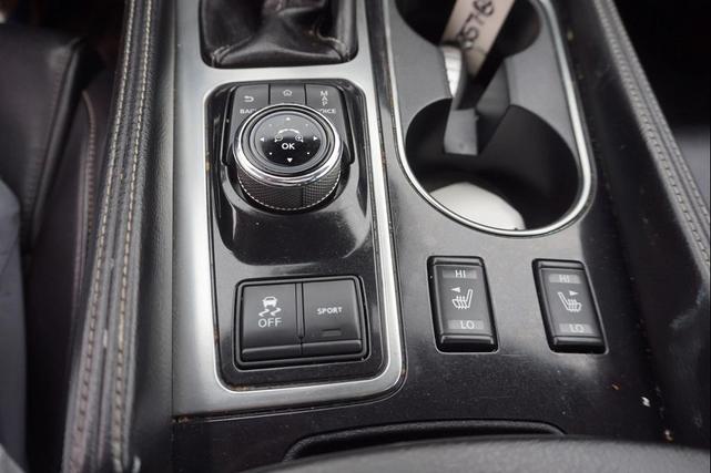 Photo of 2020 Brilliant Silver Nissan Maxima