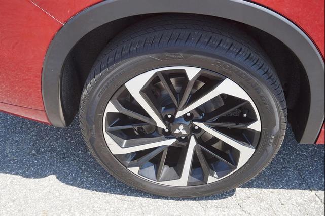 Photo of 2022 Red Diamond Mitsubishi Outlander
