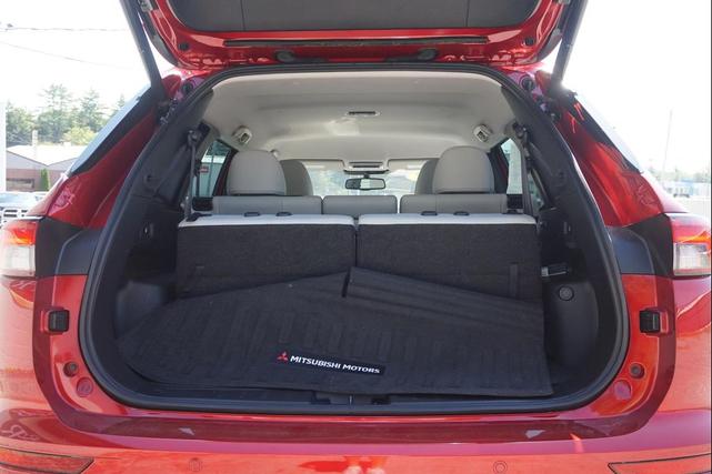 Photo of 2022 Red Diamond Mitsubishi Outlander