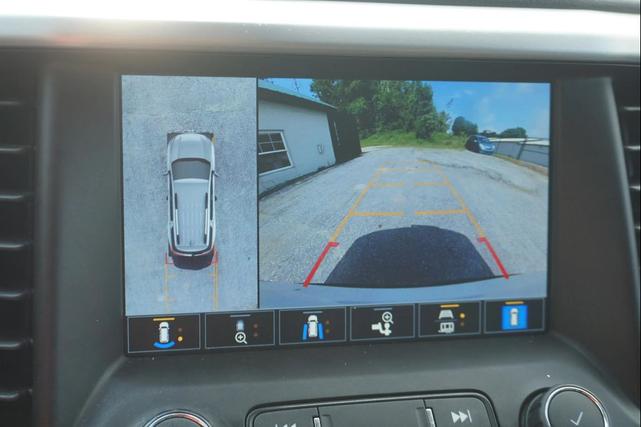 Photo of 2022 Summit White GMC Acadia
