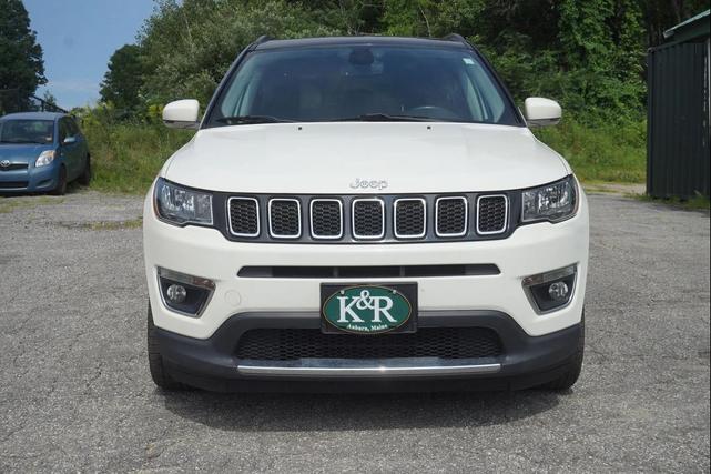 Photo of 2018 White Clearcoat Jeep Compass
