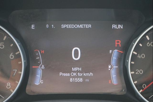 Photo of 2018 White Clearcoat Jeep Compass