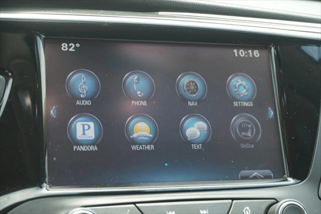 Photo of 2016 Summit White Buick Envision
