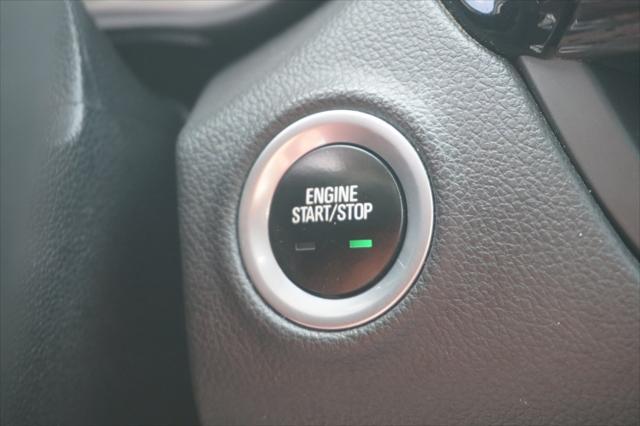 Photo of 2016 Summit White Buick Envision