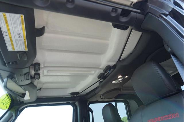 Photo of 2023 Black Jeep Gladiator