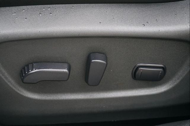 Photo of 2020 Brilliant Silver Nissan Rogue