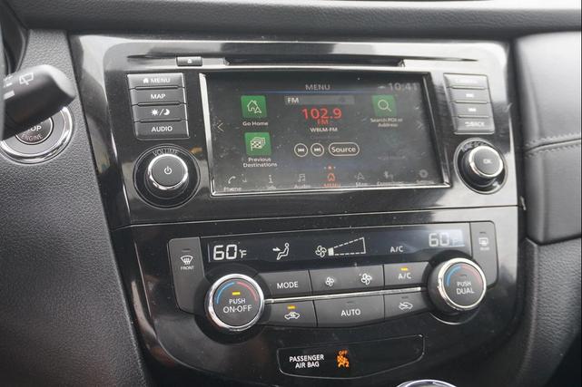 Photo of 2020 Brilliant Silver Nissan Rogue