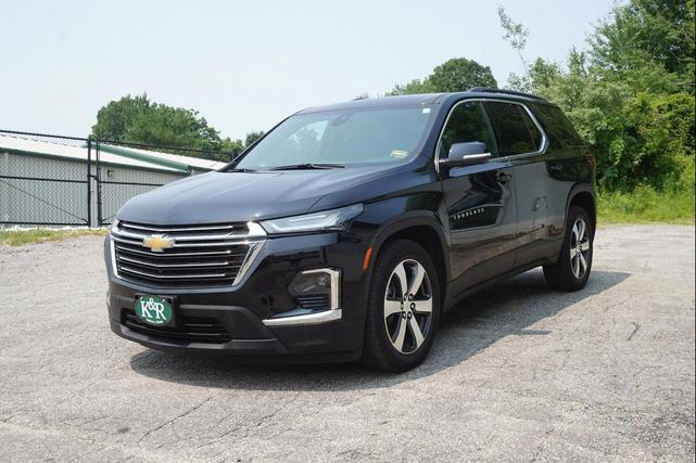Photo of 2022 Mosaic Black Chevrolet Traverse