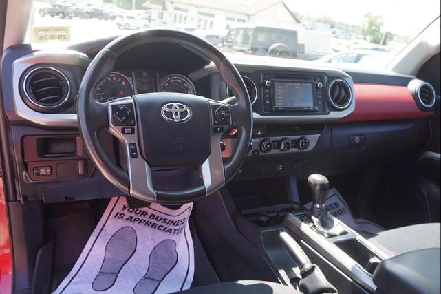 Photo of 2017 Barcelona Red Metallic Toyota Tacoma