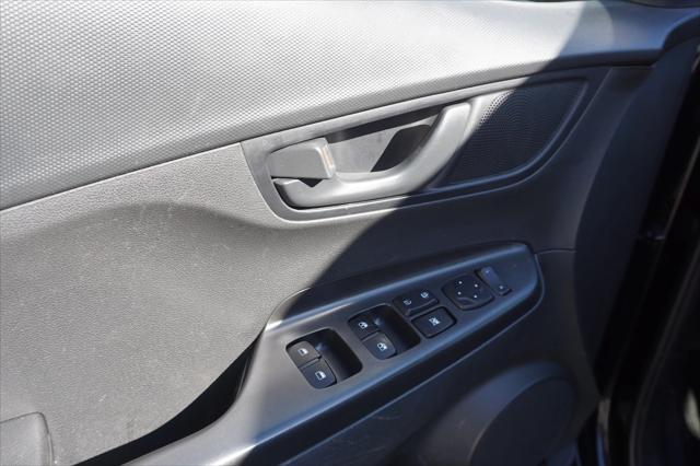 Photo of 2023 Ultra Black Hyundai KONA
