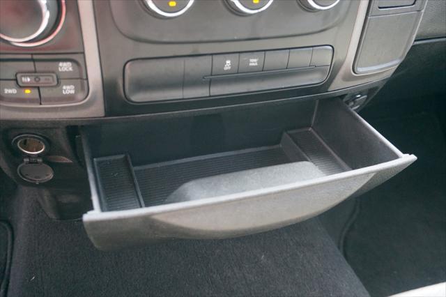 Photo of 2019 Bright White RAM 1500