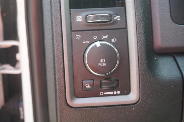 Photo of 2019 Bright White RAM 1500