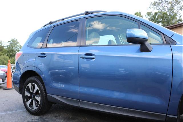 Photo of 2018 Quartz Blue Pearl Subaru Forester