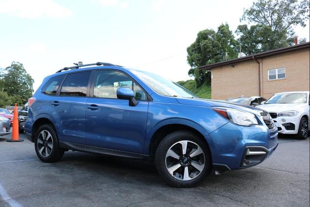 Photo of 2018 Quartz Blue Pearl Subaru Forester