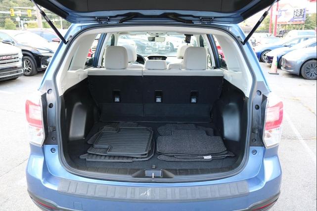 Photo of 2018 Quartz Blue Pearl Subaru Forester