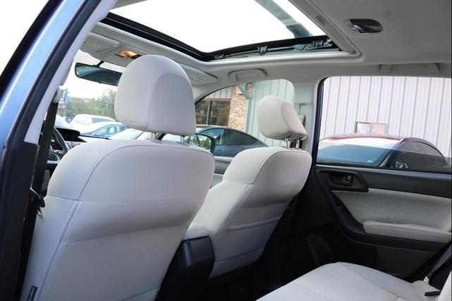 Photo of 2018 Quartz Blue Pearl Subaru Forester