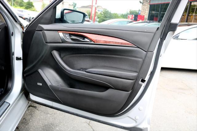 Photo of 2015 Radiant Silver Metallic Cadillac CTS