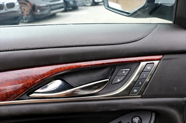 Photo of 2015 Radiant Silver Metallic Cadillac CTS