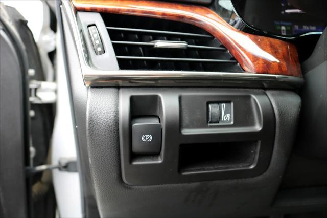 Photo of 2015 Radiant Silver Metallic Cadillac CTS