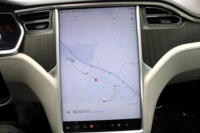 Photo of 2013 Black Tesla Model S