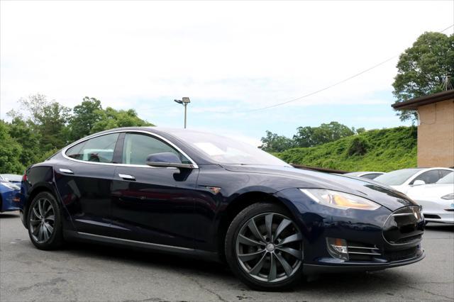 Photo of 2013 Black Tesla Model S