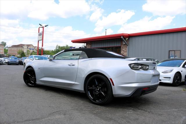 Photo of 2019 Silver Ice Metallic Chevrolet Camaro