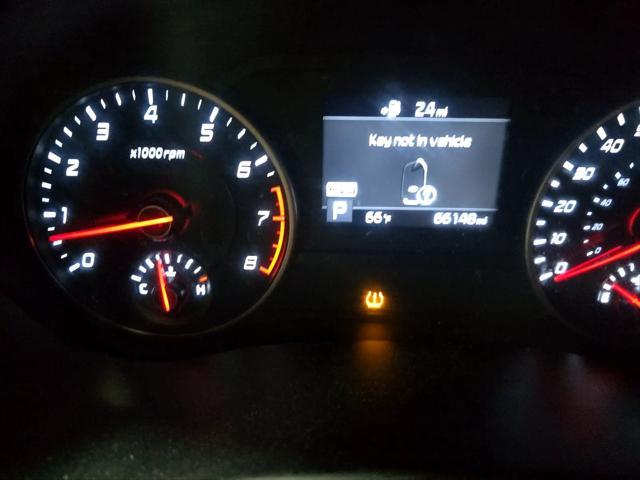 Photo of 2019 Snow White Pearl Kia Stinger