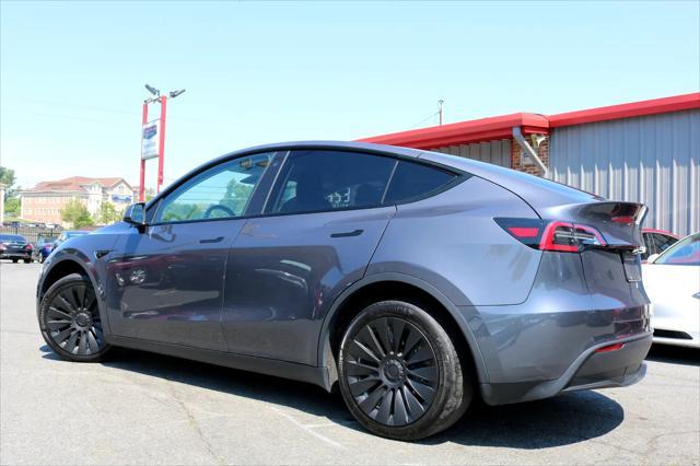 Photo of 2020 Gray**PERFORMANCE**AWD Tesla Model Y