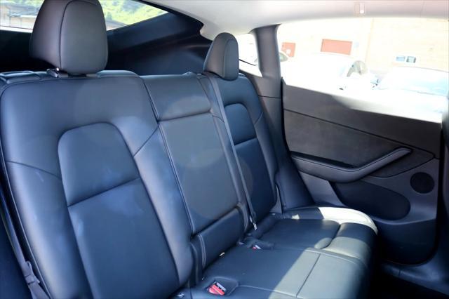 Photo of 2020 Gray**PERFORMANCE**AWD Tesla Model Y