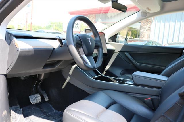 Photo of 2020 Gray**PERFORMANCE**AWD Tesla Model Y