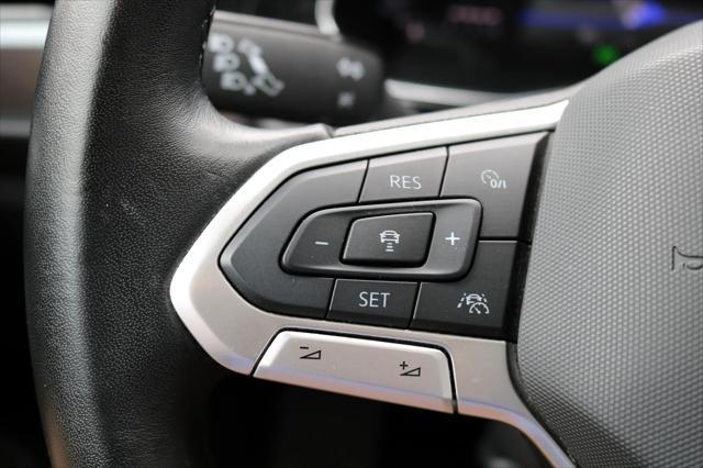 Photo of 2023 Deep Black Pearl Volkswagen Jetta