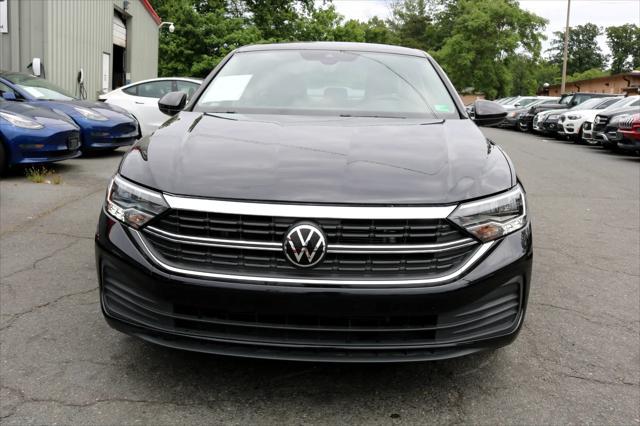 Photo of 2023 Deep Black Pearl Volkswagen Jetta