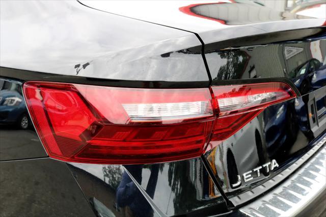 Photo of 2023 Deep Black Pearl Volkswagen Jetta