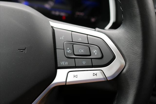 Photo of 2023 Deep Black Pearl Volkswagen Jetta