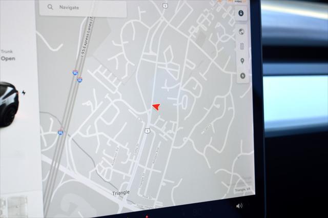 Photo of 2021 Gray Tesla Model Y