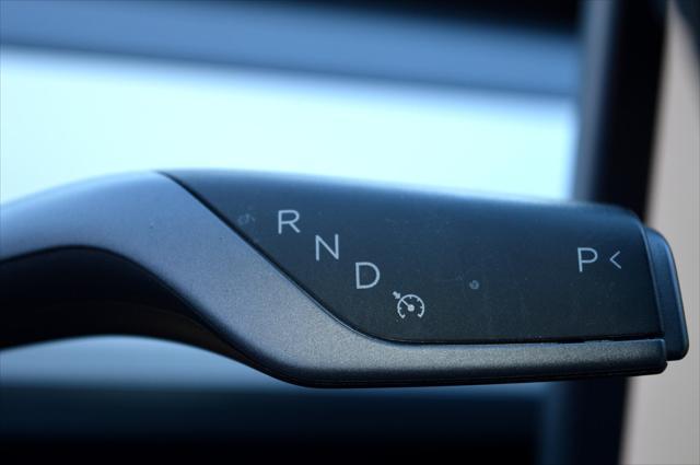 Photo of 2021 Gray Tesla Model Y