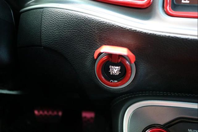 Photo of 2019 Pitch Black Clearcoat Dodge Challenger