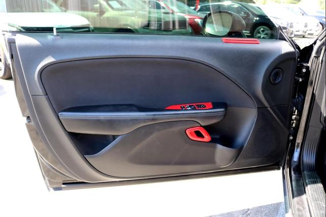 Photo of 2019 Pitch Black Clearcoat Dodge Challenger