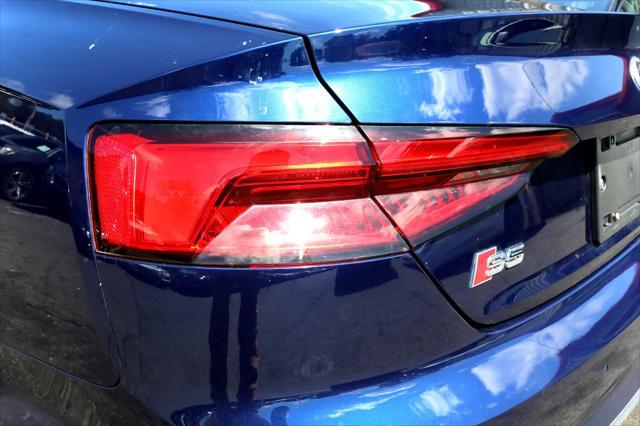 Photo of 2018 Navarra Blue Metallic/Black Roof Audi S5