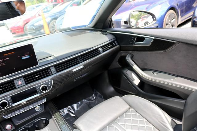 Photo of 2018 Navarra Blue Metallic/Black Roof Audi S5