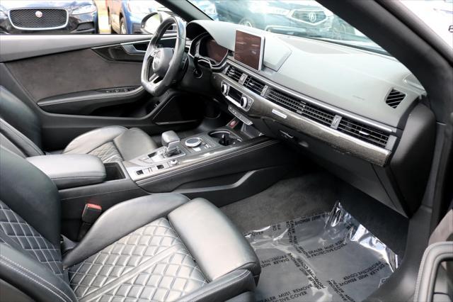 Photo of 2018 Navarra Blue Metallic/Black Roof Audi S5