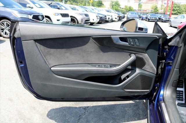 Photo of 2018 Navarra Blue Metallic/Black Roof Audi S5