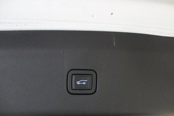 Photo of 2021 White Buick Enclave